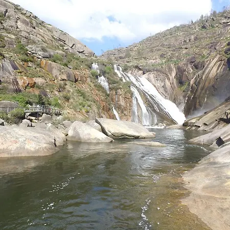 Casa Cascada Do Ezaro Dom wakacyjny