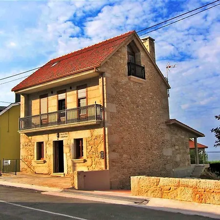 Casa Cascada Do Ezaro Holiday home Cee